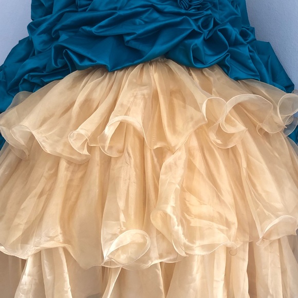 Vestido para quinceañera 👗 - Picture 3 of 7